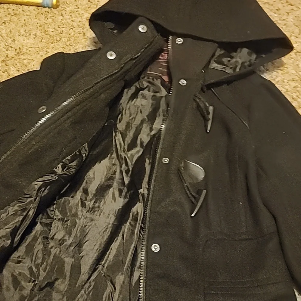 Jacket - Picture 3 of 4